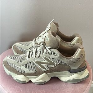 New Balance Women's 9060 Mushroom with arid stone